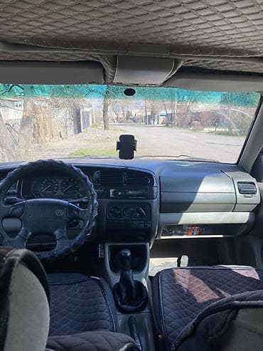 вольксваген венто: Volkswagen Vento: 1994 г., 1.8 л, Ручные, Газ, Седан — 5