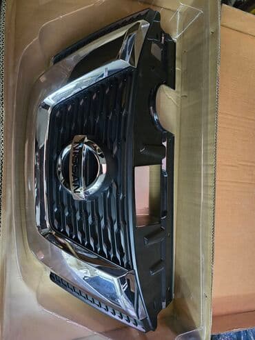 c 280: Решетка радиатора Nissan 2017 г., Новый, Оригинал — 1