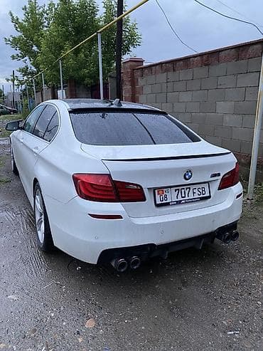 глушители авто: BMW 5 series: 2011 г., 3 л, Автомат, Бензин, Седан — 4