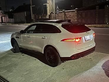 Jaguar: Jaguar F-Pace: 2017 г., 2 л, Автомат, Дизель, Кроссовер — 4