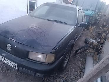 honda e: Volkswagen Passat: 1988 г., Седан — 2