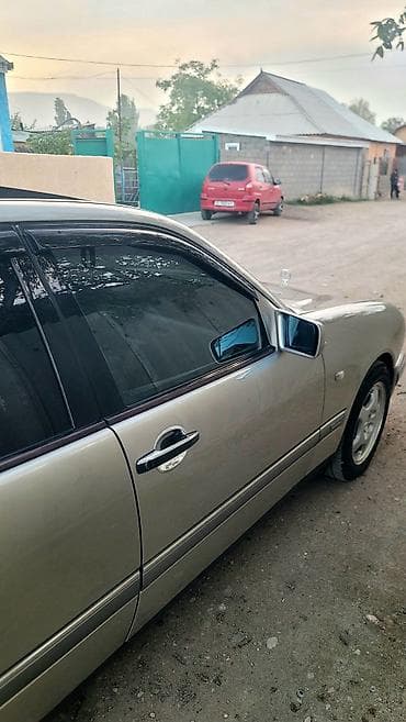 сиденья салон на мерседес 124: Mercedes-Benz E-Class: 1996 г., 2.3 л, Механика, Бензин, Седан — 8