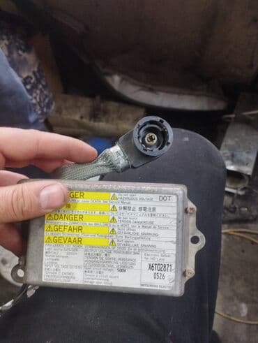 авто в нерабочем состоянии: Оригинальный блок ксенона Хонда Одиссей — 2