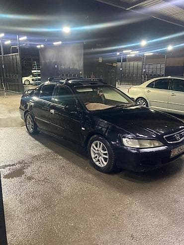 Срочно матор каробка жакшы газ кандер бар доедет куда угодно Седан