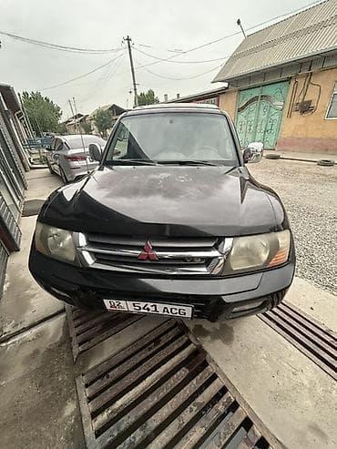 Mitsubishi Pajero: 2000 г., 3.5 л, Автомат, Газ, Внедорожник