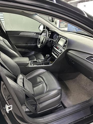 Hyundai Sonata: 2017 г., 2 л, Автомат, Газ, Седан — 6