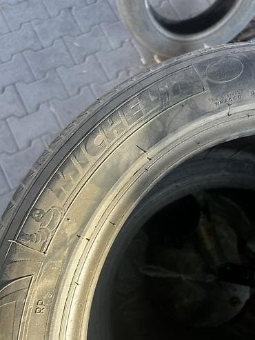 Шины 215 / 55 / R 17, Лето, Б/у, Комплект, Легковые, Michelin — 2