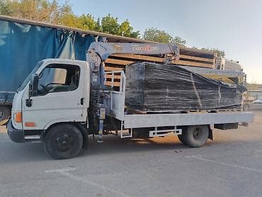 палетты: Услуги манипулятора (бортовой грузовик с краном-стрелой)2.6тонна — 3