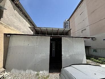 дом торговли: Помещение под магазин/склад с торговым залом и стеллажами - Отдельно — 3