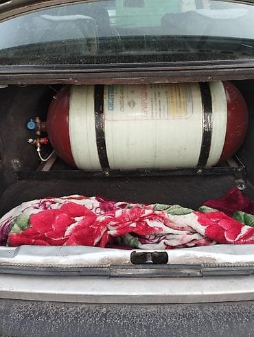 haima 3: Volkswagen Passat: 1988 г., 1.8 л, Газ, Седан — 7