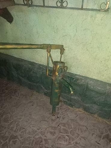 Дом и сад: Ручной садовый насос “журавль” для колодца/скважины в рабочем — 4
