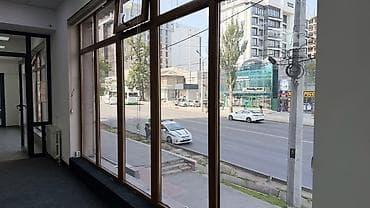 Кыймылсыз мүлк: Коммерческое помещение в современном бизнес-центре первый этаж здания — 9