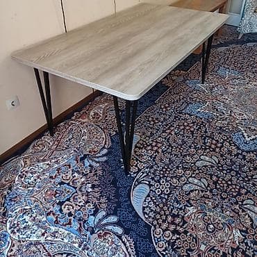 Срочно продам стол размер 1.80 на 1метр