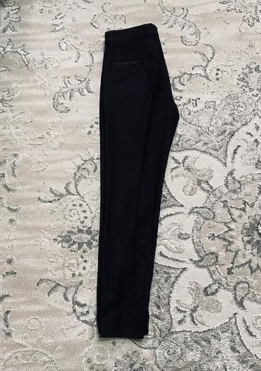 кастюм мишки: Классический мужской костюм-тройка, темно‑синий/черный. Продаю костюм — 3