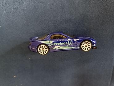 сборные модели: Металлическая модель автомобиля hot wheels в масштабе около 1:64 — 1