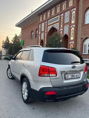 kia corento: Kia Sorento: 2011 г., Кроссовер — 4