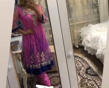 срочно продаю в связи с переездом: Продаю Сари новое одевала на 5 минут размер 42 44 Токмок Кант — 1