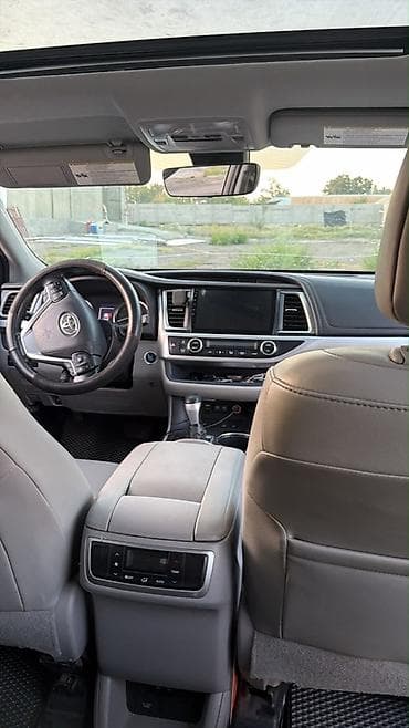 Транспорт: Toyota Highlander: 2017 г., Автомат, Бензин, Кроссовер — 5