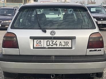 голью: Volkswagen Golf: 1993 г., 1.8 л, Ручные, Бензин, Хэтчбэк — 4