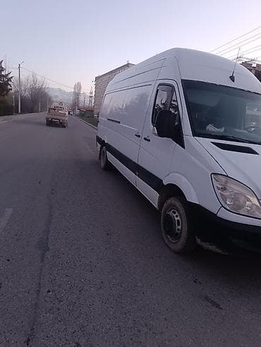 sprinter 516: Легкий грузовик, Mercedes-Benz, 3 т — 3