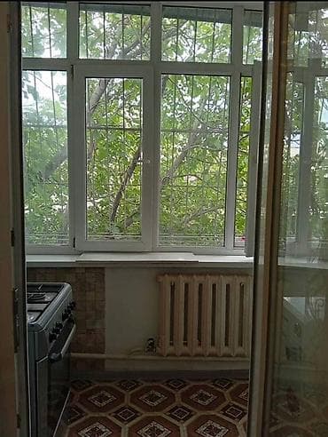 Квартиры: 2 комнаты, 67 м², Кызыл Аскер 3 этаж — 8