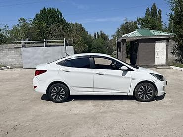 тоёта превиа: Hyundai Solaris: 2015 г., 1.4 л, Автомат, Бензин, Седан — 3