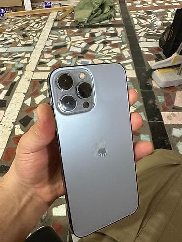 синяя тюрьма: IPhone 13 Pro Max, Б/у, 256 ГБ, Голубой, 79 % — 1