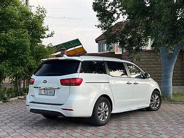илизон машына: Kia Carnival: 2017 г., 2.2 л, Автомат, Дизель, Вэн/Минивэн — 3