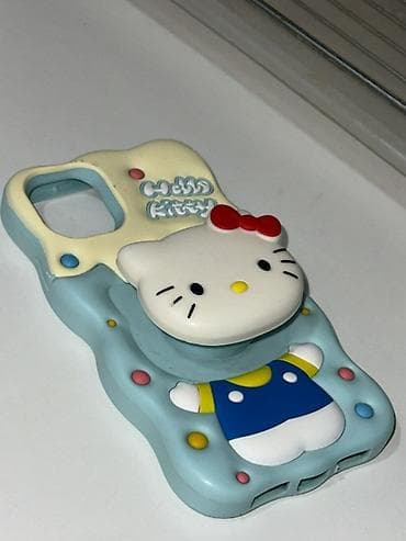 Силиконовый б/у чехол для Iphone 11 с объёмным 3D-дизайном Hello — 1
