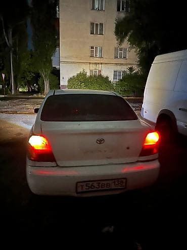 byd e1: Toyota Platz: 2000 г., 1 л, Автомат, Бензин, Седан — 3