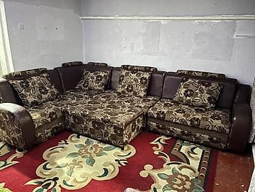 Диваны: Угловой модульный диван с оттоманкой и большим количеством подушек — 4