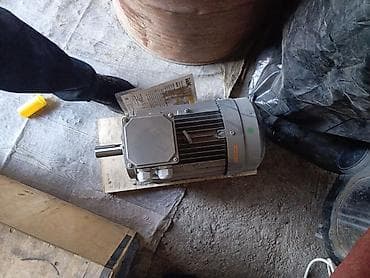 косилки бензиновые: Электродвигатель, Трехфазные, Мощность: 5,5 кВт, Обороты: 1500 об/мин — 4