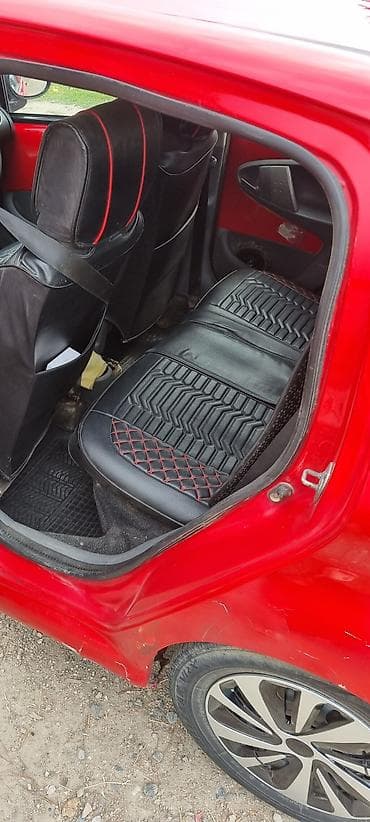 портер 1 алам: Toyota Aygo: 2007 г., 1 л, Механика, Бензин, Хэтчбэк — 8