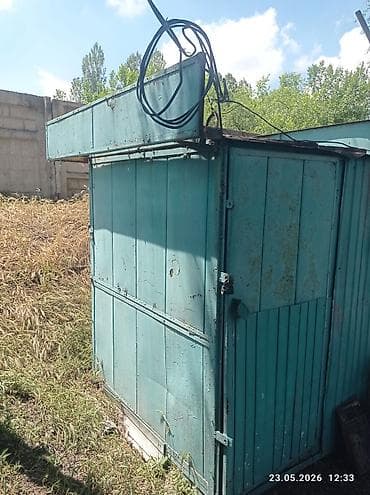 двери со склада: Металлический хозяйственный бокс/вагончик с распашной дверью — 2