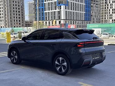 Транспорт: Changan Qiyuan Q05: 2026 г., Электромобиль, Кроссовер — 5