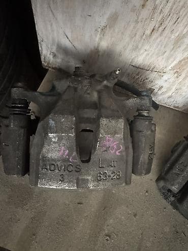 bmw x5 2020: Комплект суппортов Toyota Оригинал, Япония — 2