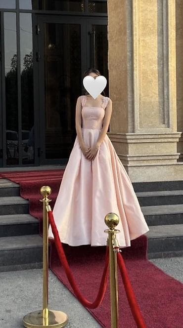 платье футляр на выпускной: Вечернее платье, Пышное, Длинная модель, Без рукавов, XS, S — 1