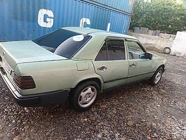 bmw m3 e30: Mercedes-Benz W124: 1989 г., Седан — 5