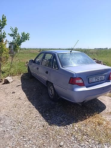 Daewoo Nexia: 2008 г., 1.6 л, Механика, Бензин, Седан at lalafo.kg Daewoo Nexia: 2008 г., 1.6 л, Механика, Бензин, Седан