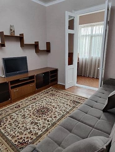 Бөлмөлөр: 2 бөлмө, Менчик ээси, Чогуу жашоосу жок, Толугу менен эмереги бар — 5