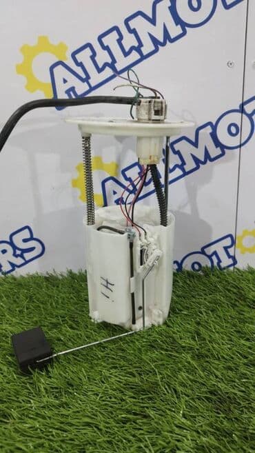 запчасти на тойота хайлендер: Toyota Highlander v-3.5 2013 год топливный насос в сборе — 1