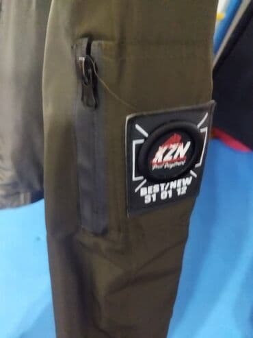 run: Двусторонняя куртка‑худи с капюшоном Качество ТОП Б/у в отличном — 2