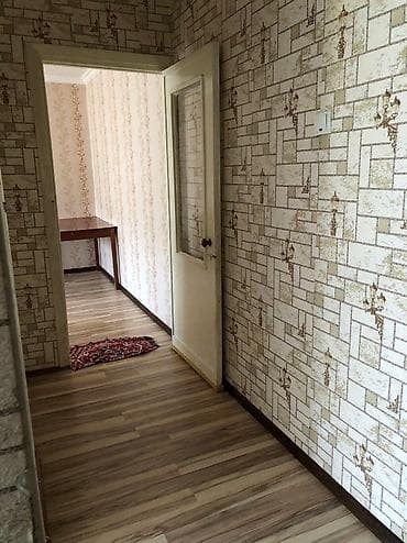 Батирлер: 2 бөлмө, 40 м², 8-мкр 104-серия, 4 кабат, Эски ремонт — 6