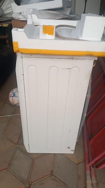 id 6: Стиральная машина Indesit, фронтальная загрузка.продаю на запчасти — 5