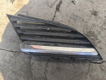 Заглушка бампера Nissan, Оригинал