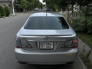 mercedes a class: Toyota Crown: 2010 г., 3.5 л, Вариатор, Гибрид, Седан — 4