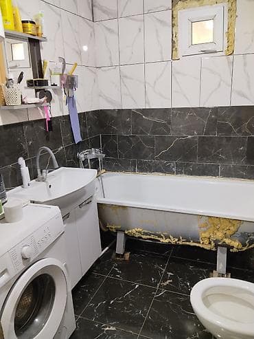 брус дома: В одном участке 2 дома в одном 2 комната, втором доме 3 комната, тех — 6