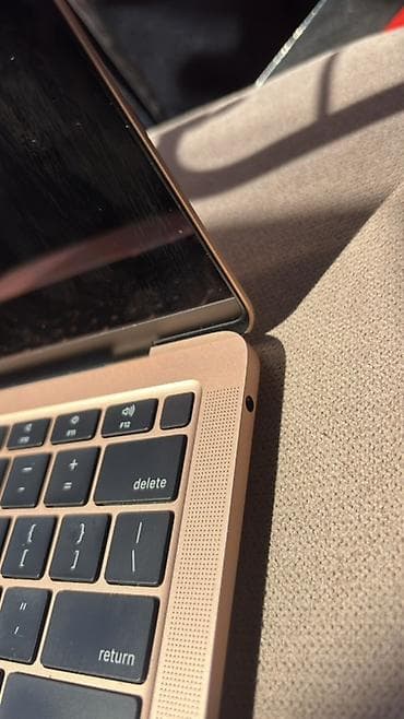 macbook air m5: MacBook Air 13" Retina (2020) - Процессор: 4‑ядерный Intel Core i5 — 8