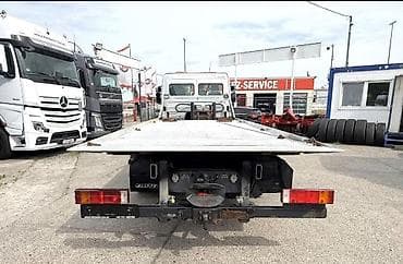 b class: Эвакуатор, Mercedes-Benz, 2003 г., Сдвижная — 7