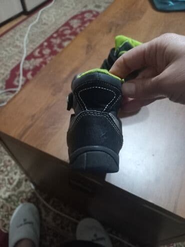 обувь для волейбола: Сапожки 26 размер, 600 сом — 4